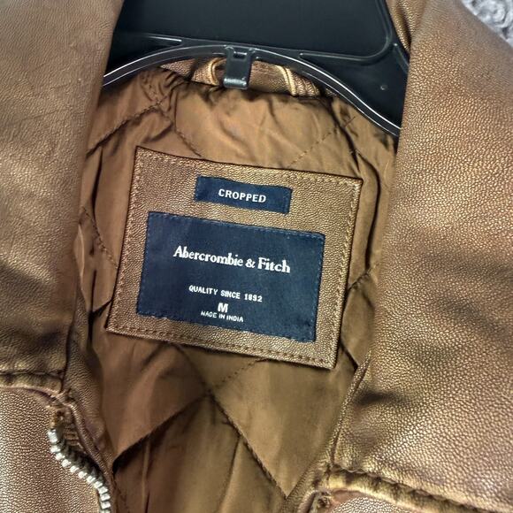 Abercrombie & Fitch Vegan Leather Zip Jacket Mens M Brown Cropped Quilted Lined - Picture 3 of 9